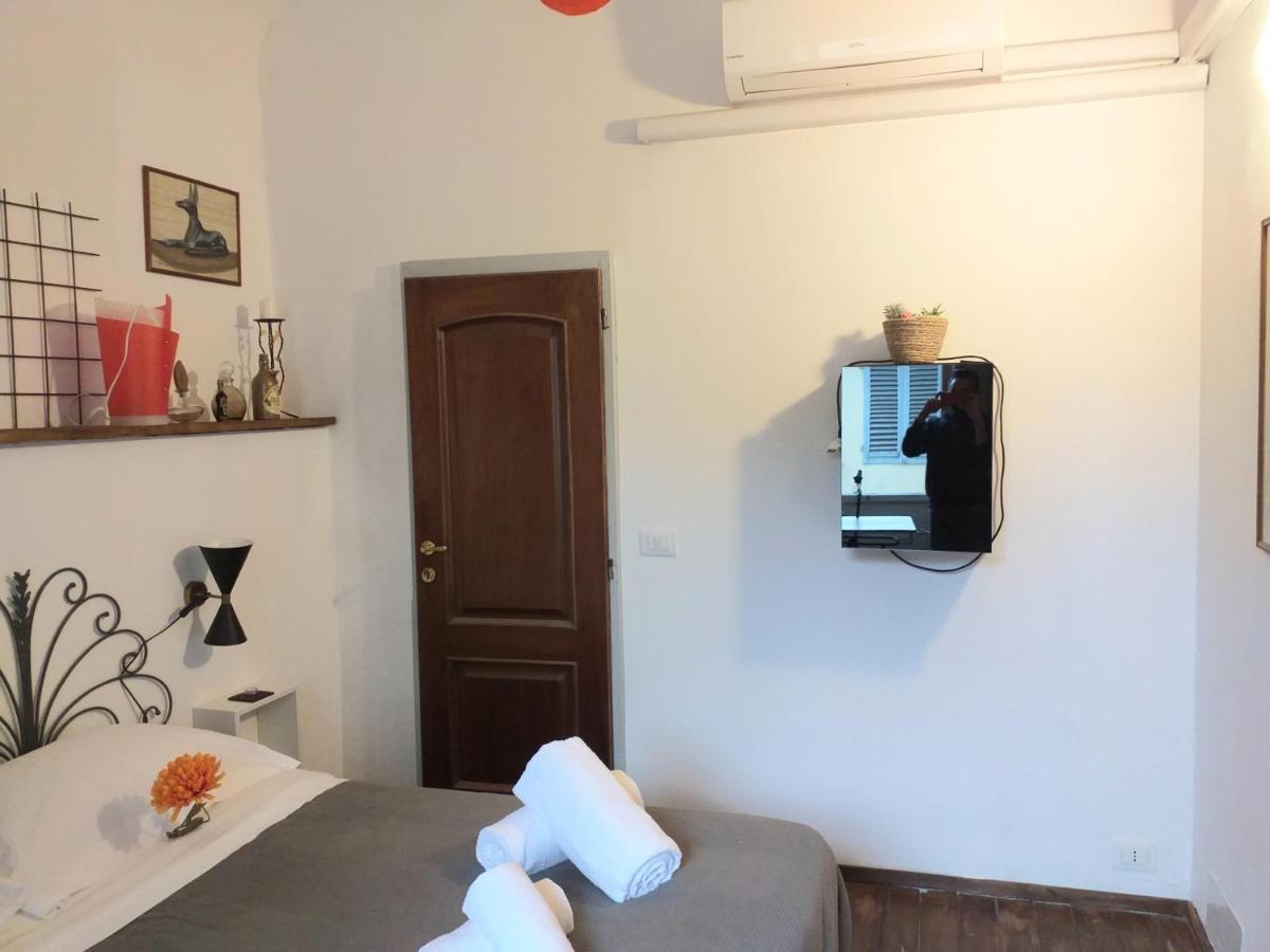 Suite Via Faenza Florenz Exterior foto