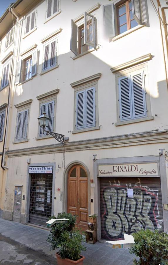 Suite Via Faenza Florenz Exterior foto